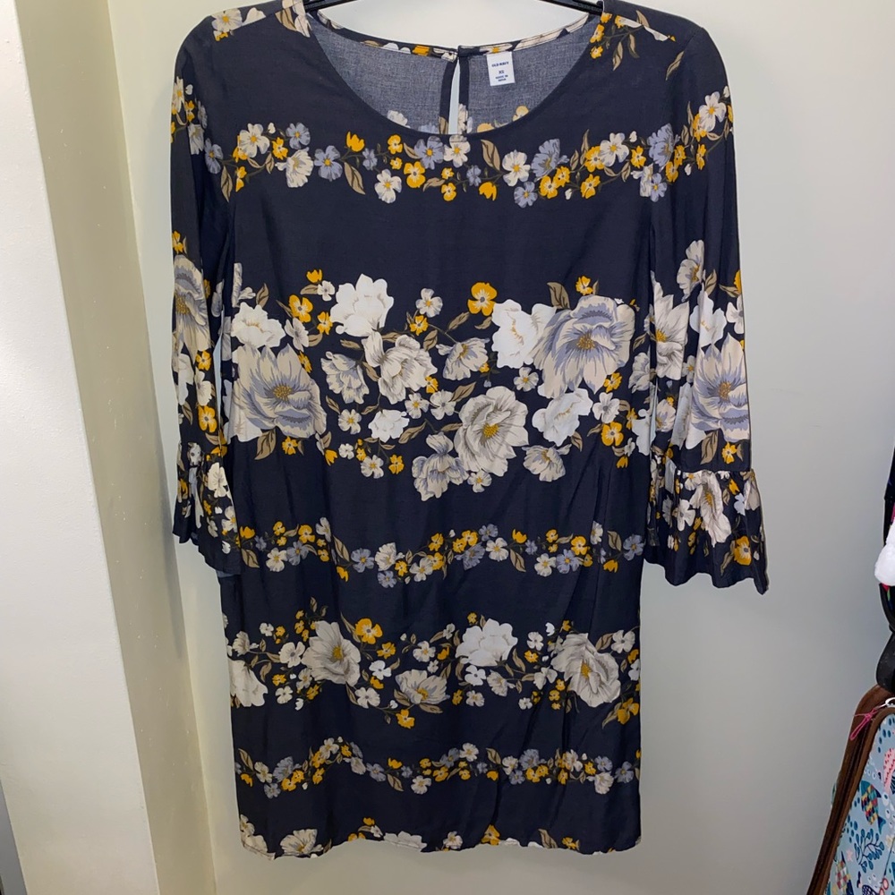 Old navy flower dress